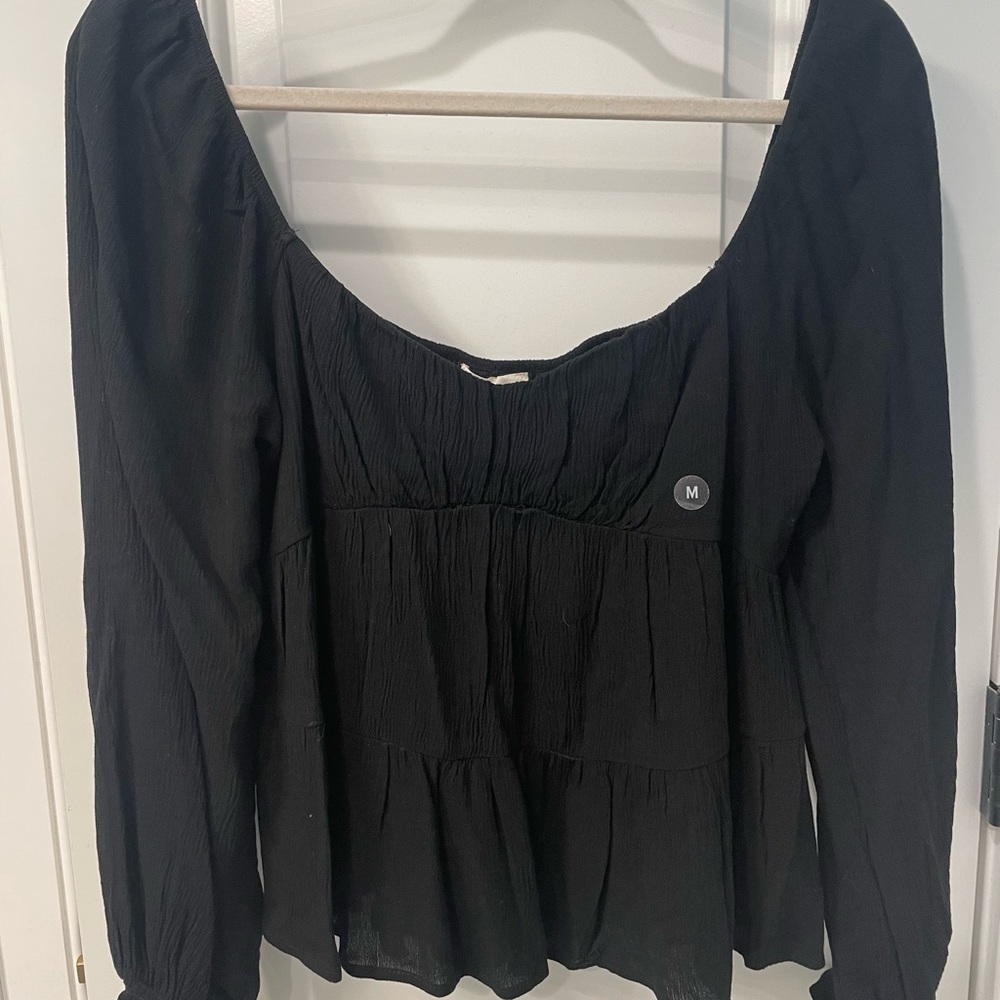 Black square-cut blouse